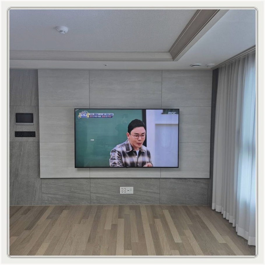 상도동 화면과 사운드바 사이의 간격과 기기 동선