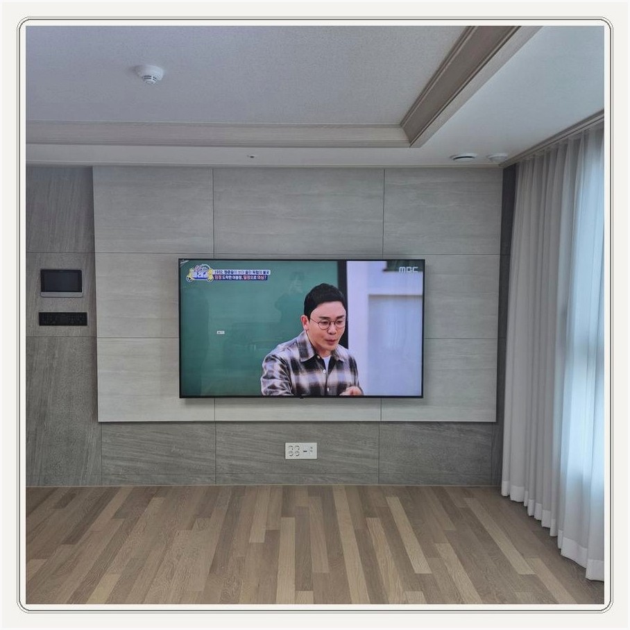 명일동 화면 크기에 맞는 높이와 좌우 여백
